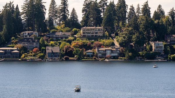 Berço de Amazon e Microsoft, Seattle vê casas de luxo ‘encalharem’ com IA e demissões Berço de Amazon e Microsoft, Seattle vê casas de luxo ‘encalharem’ com IA e demissões