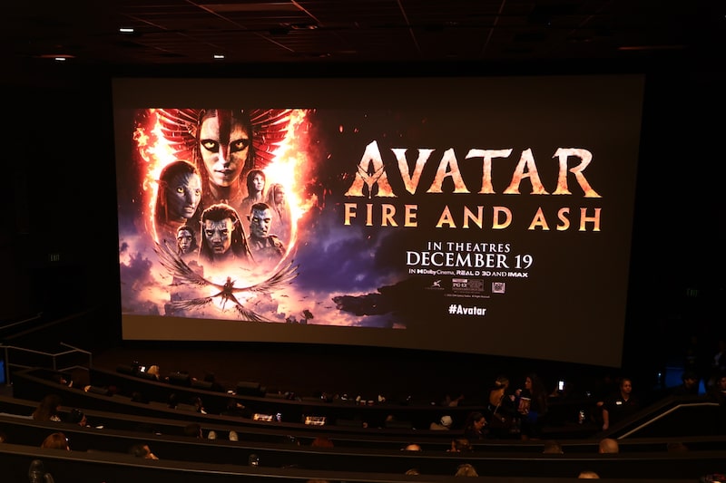 Proyección de la película “Avatar: Fuego y Ceniza” en Miami el 12 de diciembre. Fotógrafo: John Parra/Getty Images. Proyección de la película “Avatar: Fuego y Ceniza” en Miami el 12 de diciembre. Fotógrafo: John Parra/Getty Images.