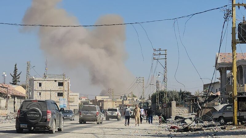 A diferencia de la campaña contra Hamás en Gaza, el objetivo de Israel no consiste tanto en eliminar a su enemigo como en obligarle a replegarse. A diferencia de la campaña contra Hamás en Gaza, el objetivo de Israel no consiste tanto en eliminar a su enemigo como en obligarle a replegarse.