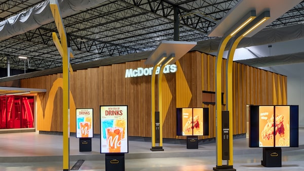 McDonald’s destina US$ 8,5 bi a franqueados para ir além da ‘refeição rápida e barata’ McDonald’s destina US$ 8,5 bi a franqueados para ir além da ‘refeição rápida e barata’