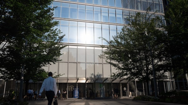 Reporte de empleo de EE.UU. da razones a la Fed para pausar subida de tasas Reporte de empleo de EE.UU. da razones a la Fed para pausar subida de tasas