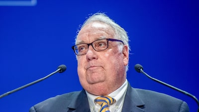 Quién es Howard Buffett, el hijo de Warren que asumirá la presidencia de Berkshire Hathaway Quién es Howard Buffett, el hijo de Warren que asumirá la presidencia de Berkshire Hathaway