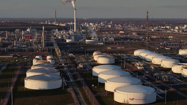 Las reservas mundiales de petróleo caen a un ritmo récord por la guerra en Irán: AIE Las reservas mundiales de petróleo caen a un ritmo récord por la guerra en Irán: AIE