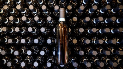 De películas indias al vino italiano: la guerra en Irán repercute en la economía mundial De películas indias al vino italiano: la guerra en Irán repercute en la economía mundial