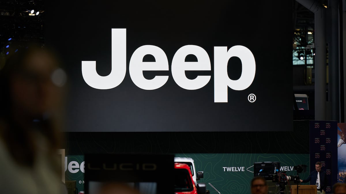 Jeep apuesta por Avenger, su SUV híbrido más económico, para recuperar terreno en Brasil