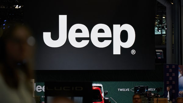 Jeep se prepara para nova fase com híbrido a R$ 119 mil diante do avanço de chinesas Jeep se prepara para nova fase com híbrido a R$ 119 mil diante do avanço de chinesas