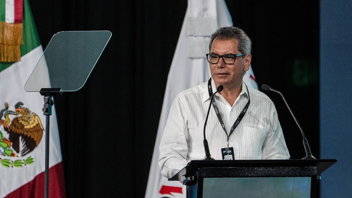 México sostiene que cuentas fiscales están "bajo control" en medio de presión de calificadoras