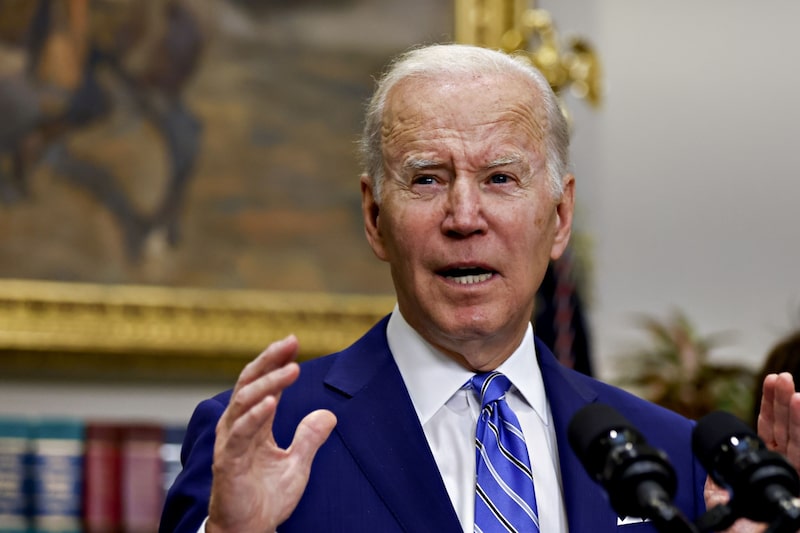 La legislación, que es significativamente mayor que el paquete de ayuda de US$33.000 millones que el presidente Joe Biden solicitó el mes pasado, se dirige ahora al Senado. La legislación, que es significativamente mayor que el paquete de ayuda de US$33.000 millones que el presidente Joe Biden solicitó el mes pasado, se dirige ahora al Senado.