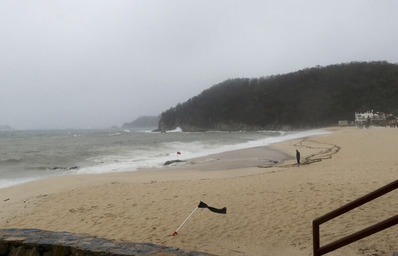 Vista de la playa antes de que el huracán Agatha tocara tierra en Huatulco, estado de Oaxaca, México, el 30 de mayo de 2022. Fotógrafo: Gil Obed/AFP/Getty Images Vista de la playa antes de que el huracán Agatha tocara tierra en Huatulco, estado de Oaxaca, México, el 30 de mayo de 2022. Fotógrafo: Gil Obed/AFP/Getty Images