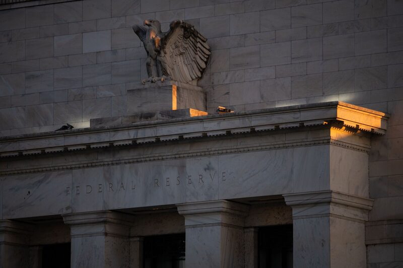 Daybreak: Miembros de la Fed apuestan por recortes; Lula autoriza represalias contra EE.UU. Daybreak: Miembros de la Fed apuestan por recortes; Lula autoriza represalias contra EE.UU.