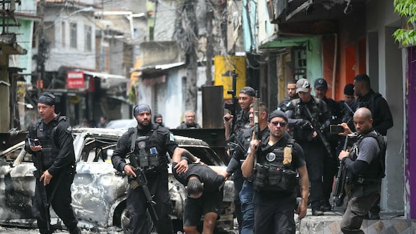 Bancos brasileiros buscam lições no México após EUA apontarem PCC e CV como terroristas Bancos brasileiros buscam lições no México após EUA apontarem PCC e CV como terroristas