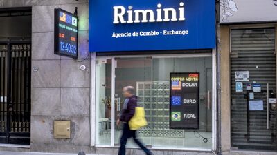 Os obstáculos para a dolarização na Argentina, segundo este diretor da Fitch Os obstáculos para a dolarização na Argentina, segundo este diretor da Fitch