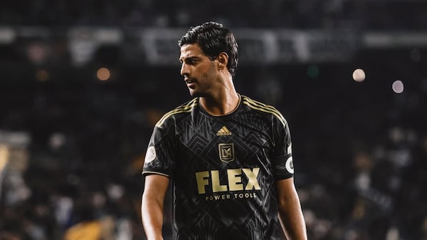 Esta es el fortuna de Carlos Vela tras anunciar su retiro Esta es el fortuna de Carlos Vela tras anunciar su retiro
