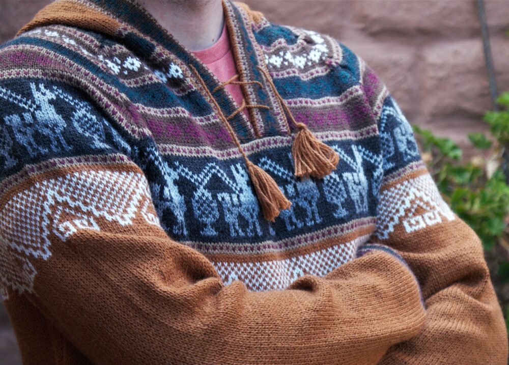 Exportación de suéteres de fibra de alpaca peruana creció 88,7% en el primer semestre. Exportación de suéteres de fibra de alpaca peruana creció 88,7% en el primer semestre.