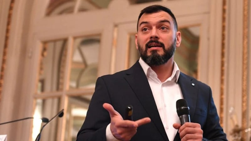 Emmanuel Álvarez Agis: “El FMI ya sabe que no va a cobrar porque ve la reserva netas” Emmanuel Álvarez Agis: “El FMI ya sabe que no va a cobrar porque ve la reserva netas”