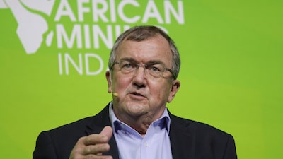 El plan de reestructuración del presidente de Barrick enfrenta rechazo de inversores El plan de reestructuración del presidente de Barrick enfrenta rechazo de inversores