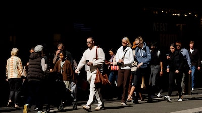 Confianza del consumidor en Australia se desploma por temor a tasas y alza del combustible Confianza del consumidor en Australia se desploma por temor a tasas y alza del combustible
