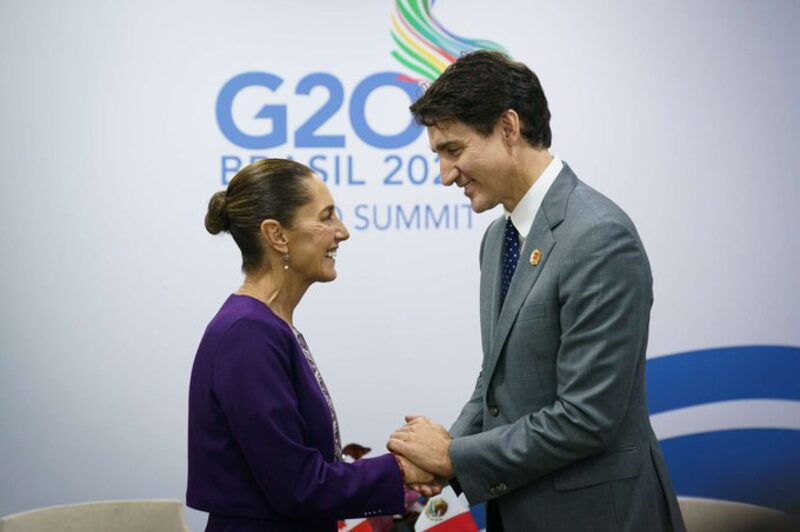 Justin Trudeau, primer ministro de Canadá, y Claudia Sheinbaum, presidenta de México, se reunieron al margen de la Cumbre de Líderes del G20 en Río de Janeiro, Brasil, el 18 de noviembre de 2024. Justin Trudeau, primer ministro de Canadá, y Claudia Sheinbaum, presidenta de México, se reunieron al margen de la Cumbre de Líderes del G20 en Río de Janeiro, Brasil, el 18 de noviembre de 2024.