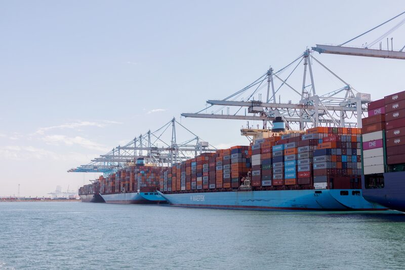 Buques portacontenedores en el puerto de Los Ángeles. Fotógrafo: Eric Thayer/Bloomberg Buques portacontenedores en el puerto de Los Ángeles. Fotógrafo: Eric Thayer/Bloomberg