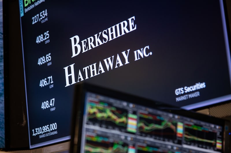 Trading At The NYSE As S&P 500 Hits 5,500 After Encouraging Economic Data Trading At The NYSE As S&P 500 Hits 5,500 After Encouraging Economic Data