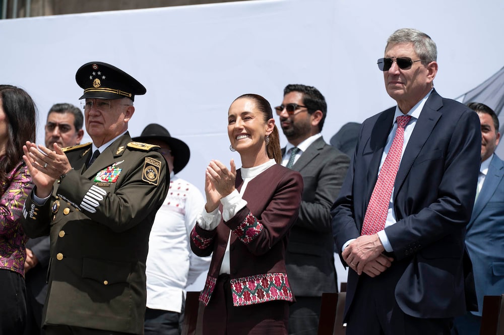 Cuauhtémoc, Ciudad de México. 16 de septiembre 2025. La presidenta constitucional de los Estados Unidos Mexicanos, la Doctora Claudia Sheinbaum Pardo preside el Desfile Cívico Militar. Foto: /Presidencia Cuauhtémoc, Ciudad de México. 16 de septiembre 2025. La presidenta constitucional de los Estados Unidos Mexicanos, la Doctora Claudia Sheinbaum Pardo preside el Desfile Cívico Militar. Foto: /Presidencia