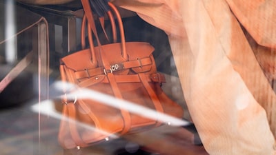Director de Hermès analiza precios de la carne de cerdo en China para evaluar mercado de bolsos Director de Hermès analiza precios de la carne de cerdo en China para evaluar mercado de bolsos