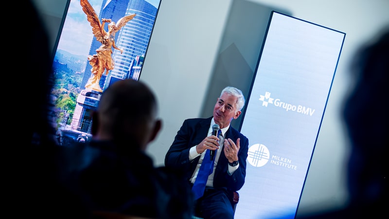 Bill Ackman evalúa oportunidades de inversión en México mientras busca capital Bill Ackman evalúa oportunidades de inversión en México mientras busca capital