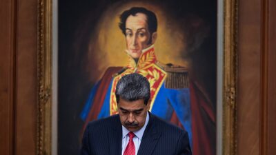 Buques de guerra de Trump provocan un repunte en los bonos en default de Venezuela Buques de guerra de Trump provocan un repunte en los bonos en default de Venezuela