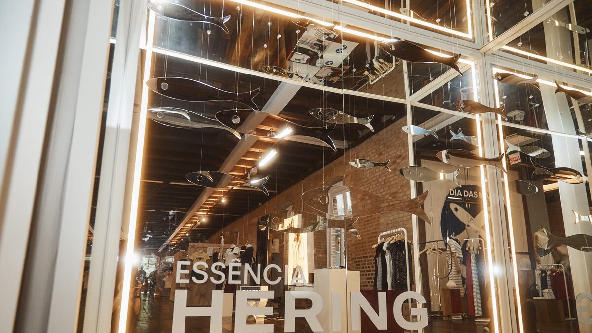 O plano 'Essência Hering', de foco naquilo que é proprietário da marca, passa também pela reaproximação com a sua rede com quase 200 franqueados (Foto: Divulgação)