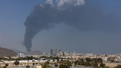 Yacimiento de gas en EAU se incendia tras ofensiva de Irán contra infraestructura energética Yacimiento de gas en EAU se incendia tras ofensiva de Irán contra infraestructura energética