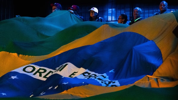 Mercados se preparan para fuertes fluctuaciones con independencia del resultado de las elecciones en Brasil Mercados se preparan para fuertes fluctuaciones con independencia del resultado de las elecciones en Brasil