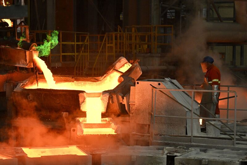 O metal prolongou a sua maior baixa desde a máxima histórica alcançada em maio O metal prolongou a sua maior baixa desde a máxima histórica alcançada em maio