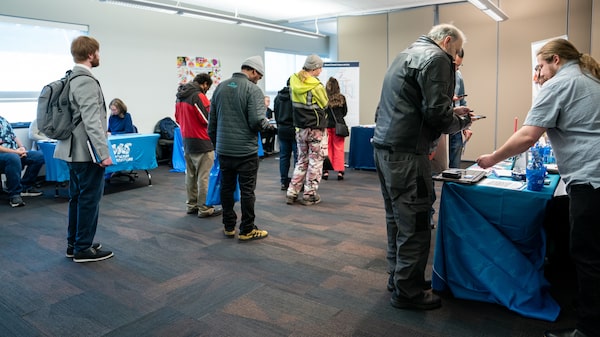 Solicitudes de subsidio de desempleo en EE.UU. registran la mayor caída desde noviembre Solicitudes de subsidio de desempleo en EE.UU. registran la mayor caída desde noviembre