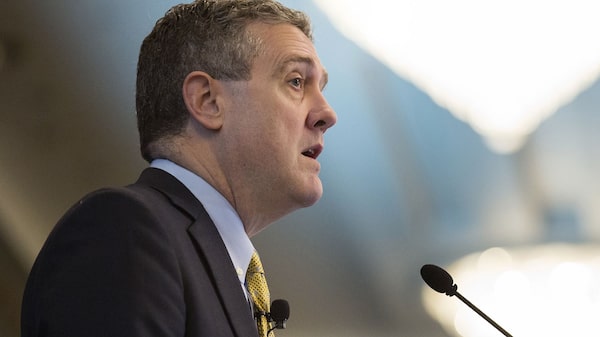 Bullard, de la Fed, dice que tasas deben seguir restrictivas en 2023 Bullard, de la Fed, dice que tasas deben seguir restrictivas en 2023