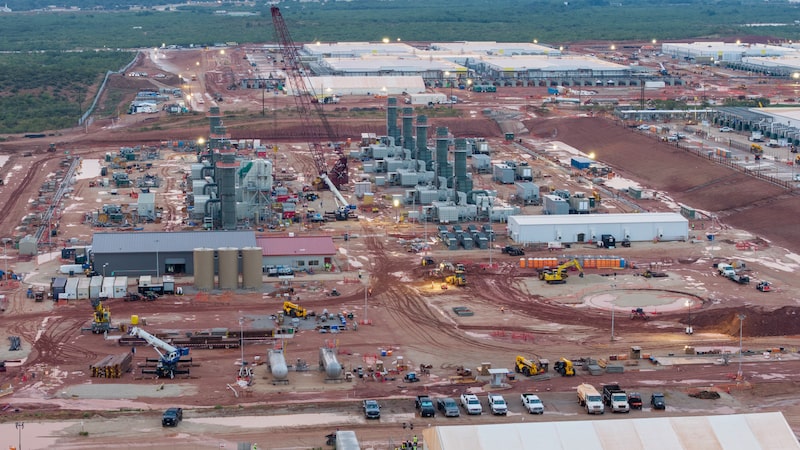 Corrida por data centers acende alerta de excesso de oferta e de endividamento Corrida por data centers acende alerta de excesso de oferta e de endividamento