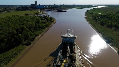 Negocio millonario y cláusula China, las claves del pliego por la hidrovía que lanzó Argentina Negocio millonario y cláusula China, las claves del pliego por la hidrovía que lanzó Argentina