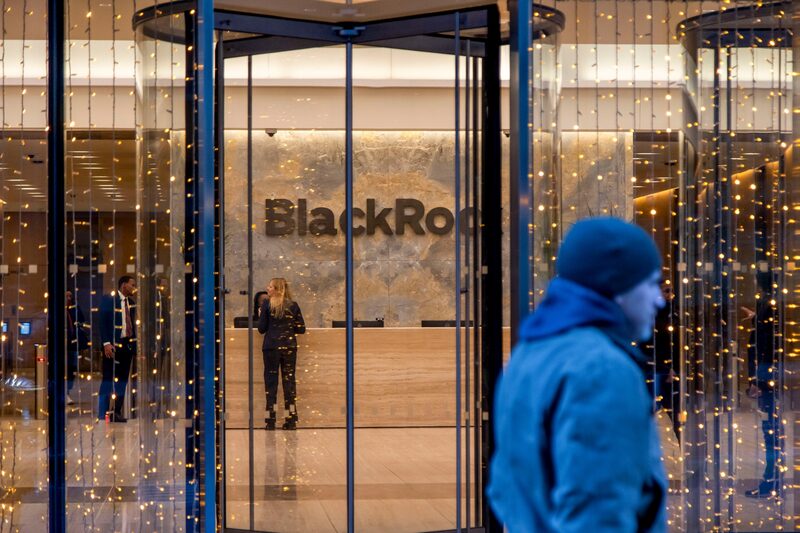 A BlackRock desistiu de seus objetivos de 'representação aspiracional da força de trabalho', revertendo o curso de metas anteriores A BlackRock desistiu de seus objetivos de 'representação aspiracional da força de trabalho', revertendo o curso de metas anteriores