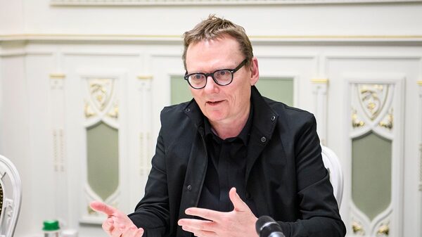 Sem regulação global, IA causará destruição criativa, diz Nobel de Economia Sem regulação global, IA causará destruição criativa, diz Nobel de Economia