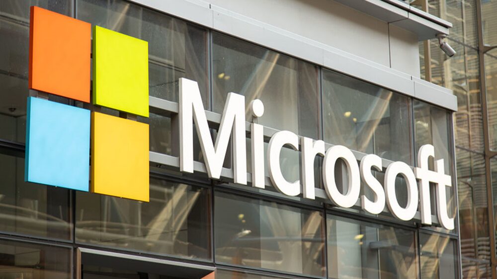Microsoft cayó en las últimas operaciones después de pronosticar un crecimiento más lento de los ingresos trimestrales de la nube. Microsoft cayó en las últimas operaciones después de pronosticar un crecimiento más lento de los ingresos trimestrales de la nube.