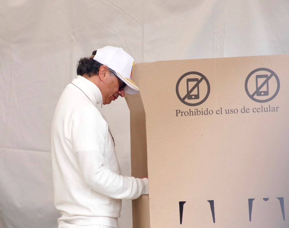 Votó Petro en la segunda vuelta de las elecciones colombianas, este domingo 21 de junio de 2026. Votó Petro en la segunda vuelta de las elecciones colombianas, este domingo 21 de junio de 2026.