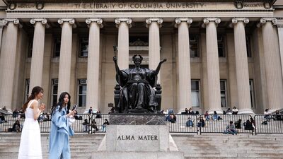 Capital humano no alvo de Trump: chegada de estudantes estrangeiros aos EUA cai 28% Capital humano no alvo de Trump: chegada de estudantes estrangeiros aos EUA cai 28%