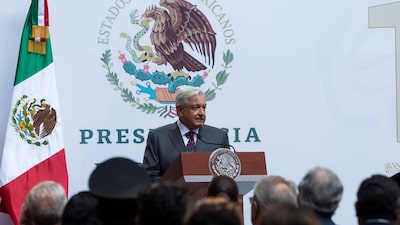 AMLO amaga a la oposición con proteger el litio si no apoya reforma eléctrica AMLO amaga a la oposición con proteger el litio si no apoya reforma eléctrica