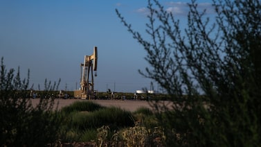 Petróleo se acerca a máximos de dos semanas por la tensión en el estrecho de Ormuz Petróleo se acerca a máximos de dos semanas por la tensión en el estrecho de Ormuz
