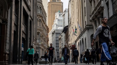 Reprecificação de juros leva multimercados a pior mês desde 2020 Reprecificação de juros leva multimercados a pior mês desde 2020