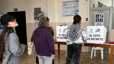 Elecciones Ecuador 2023: cierran las urnas e inicia el conteo de votos Elecciones Ecuador 2023: cierran las urnas e inicia el conteo de votos
