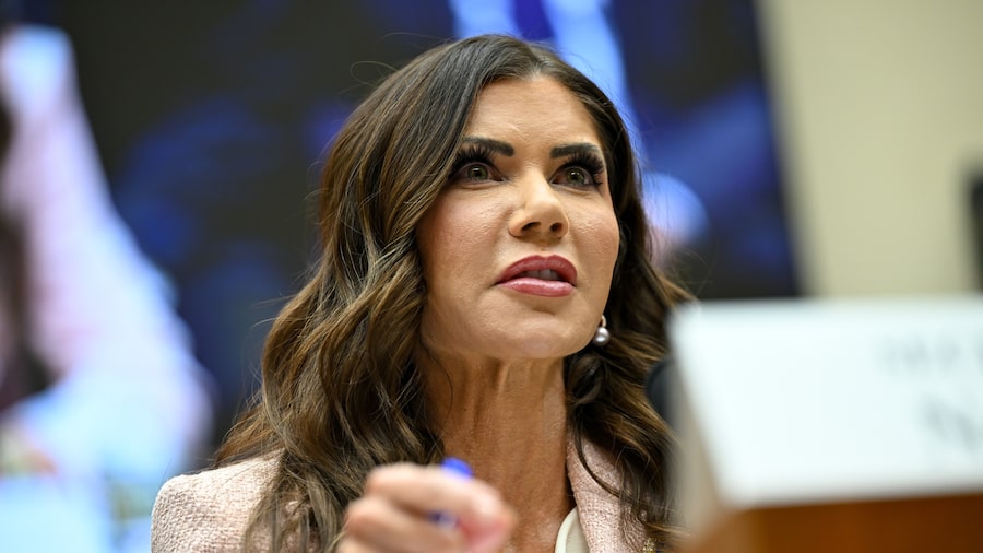 La campaña publicitaria que derribó a Kristi Noem: por qué Trump la sacó del gabinete La campaña publicitaria que derribó a Kristi Noem: por qué Trump la sacó del gabinete