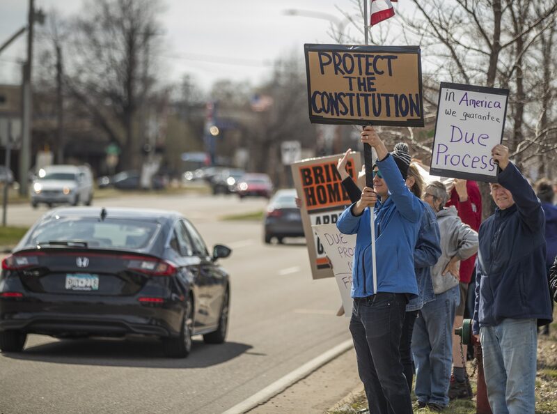 Trump prepara la deportación de cientos de venezolanos, advierten los abogados Trump prepara la deportación de cientos de venezolanos, advierten los abogados