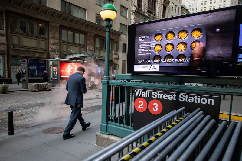 La estación de metro de Wall Street, cerca de la Bolsa de Nueva York. Fotógrafo: Michael Nagle/Bloomberg La estación de metro de Wall Street, cerca de la Bolsa de Nueva York. Fotógrafo: Michael Nagle/Bloomberg