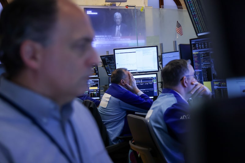 Stocks Join Bonds Higher As Fed-Hike Wagers Fade Stocks Join Bonds Higher As Fed-Hike Wagers Fade