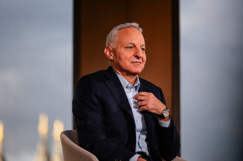 Em seus dois anos como CEO, Tufan Erginbilgic transformou a empresa que antes ridicularizava em um estudo de caso para reviver um ícone industrial moribundo Em seus dois anos como CEO, Tufan Erginbilgic transformou a empresa que antes ridicularizava em um estudo de caso para reviver um ícone industrial moribundo